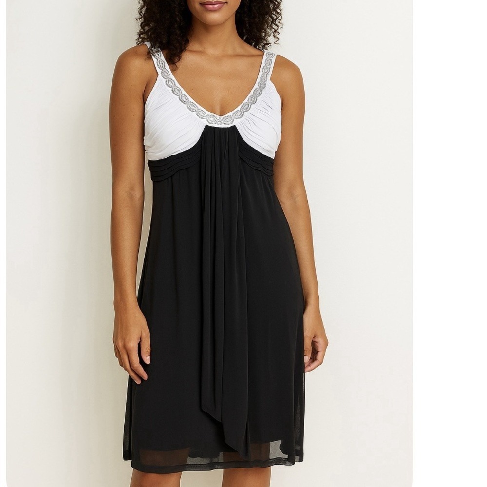 Alex Evening Black White Ruched Chiffon Beaded Sleeveless Cocktail Dress Size 14